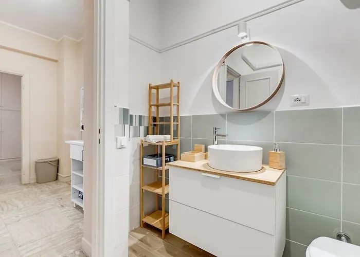 7 Min Dal Colosseo, Aria Condizionata, Smart Tv, 4 Pax Roma