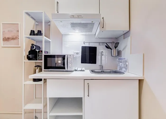 7 Min Dal Colosseo, Aria Condizionata, Smart Tv, 4 Pax *